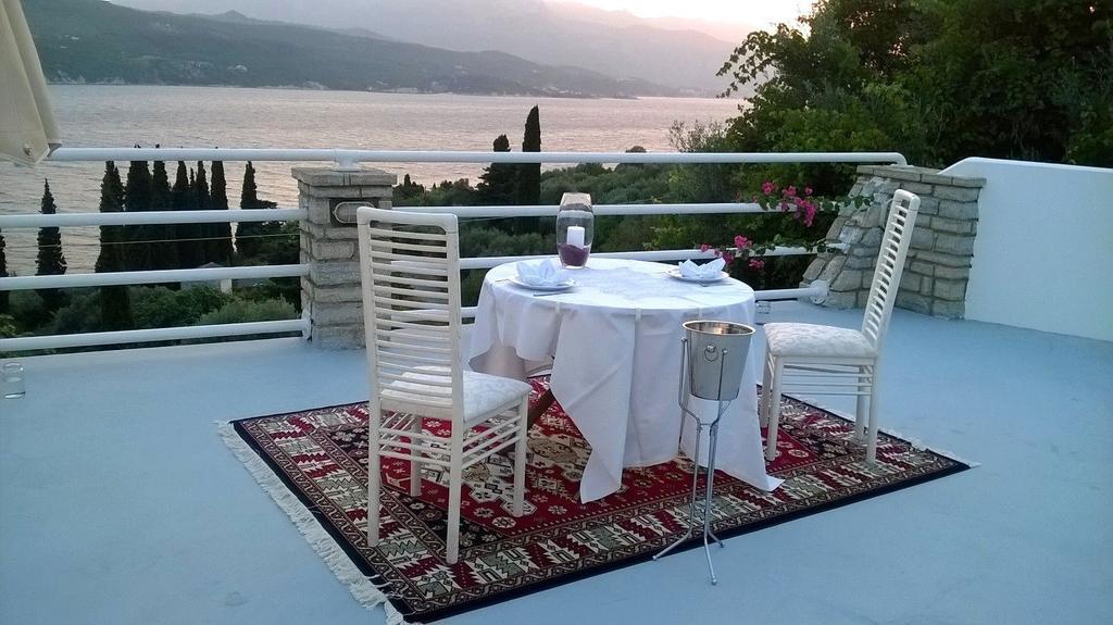 Scorpios Hotel & Suites Самос Номер фото